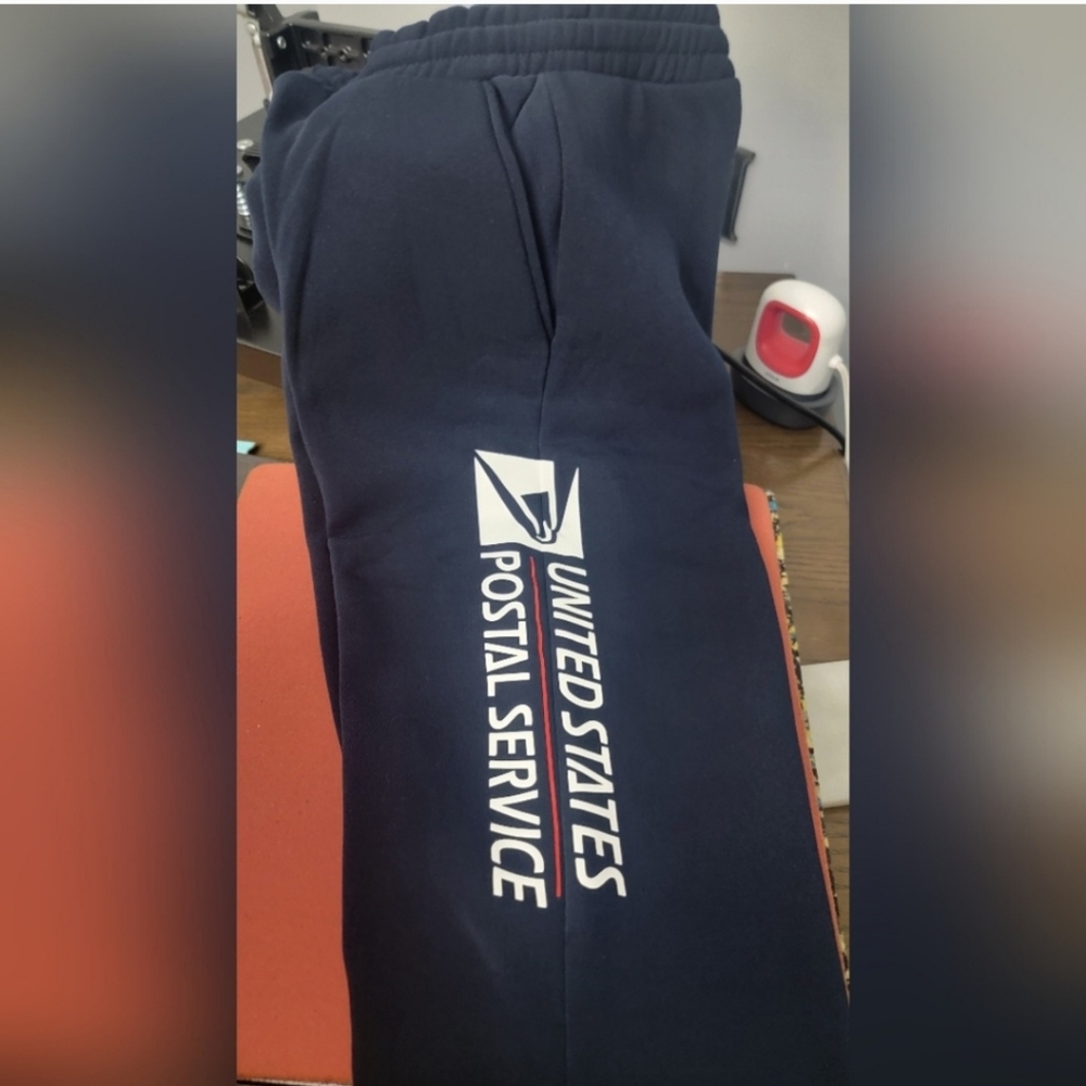 Postal Set Hoodie and joggers - Picture 2 of 8